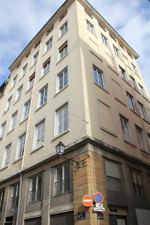 Doyenne Vieux Lyon Apartment